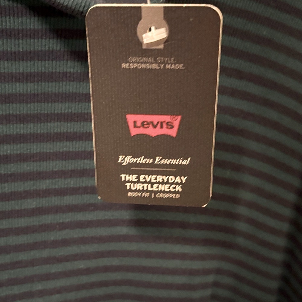 NWT [Levi's] Green Striped Ribbed Long-Sleeve Everyday Turtleneck Womens Plus 2X - Picture 7 of 8